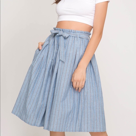 Dresses & Skirts - High waisted blue paper bag skirt